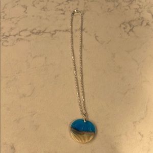 Necklace glass